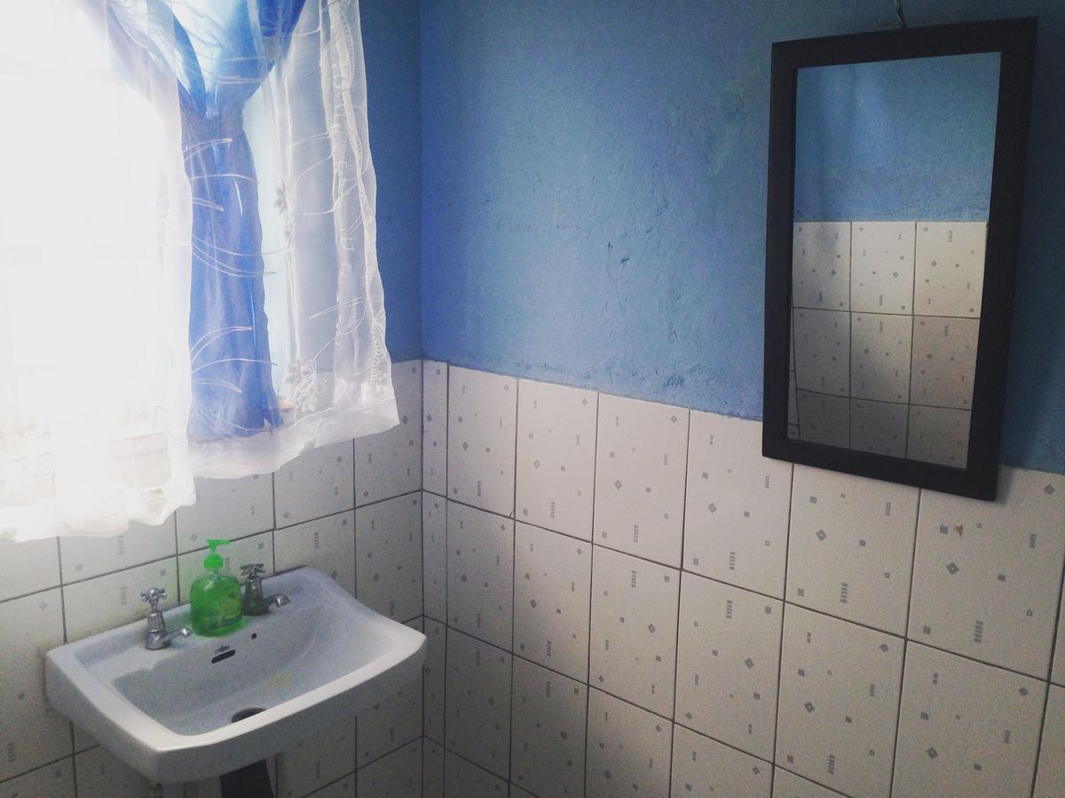 Hostel Kumunzi Backpackers Lusaka Exteriér fotografie